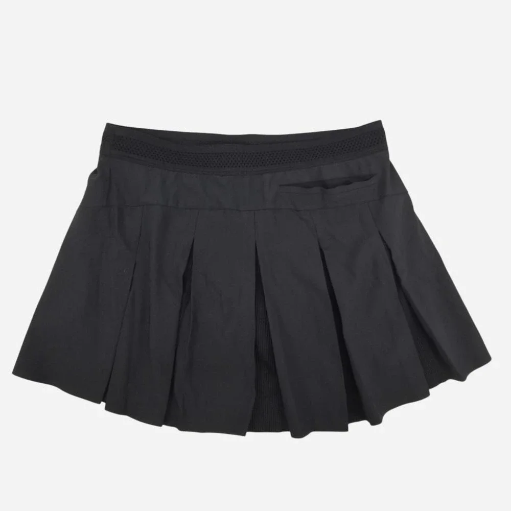 Nike black tennis skirt with built-in shorts and pockets. Size S - Picture 1 of 6